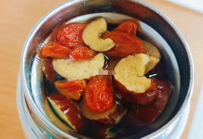 真空保溫杯泡紅棗枸杞的功效 那些人不適合喝